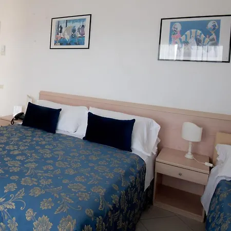 Nautilus Hotel 3*